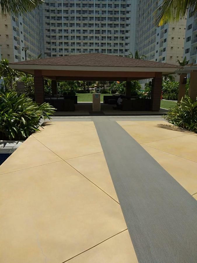 Shore Residences Moa Manila Exterior foto